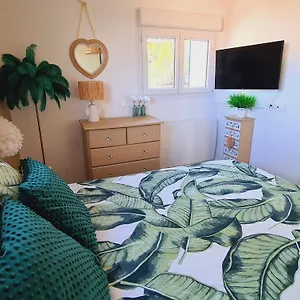  Apartment Petit Coin De Paradis Les Pieds Dans L'eau