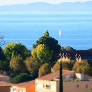  Apartment La : Proche Plages & Vue Superbe Sur Les Iles D'or